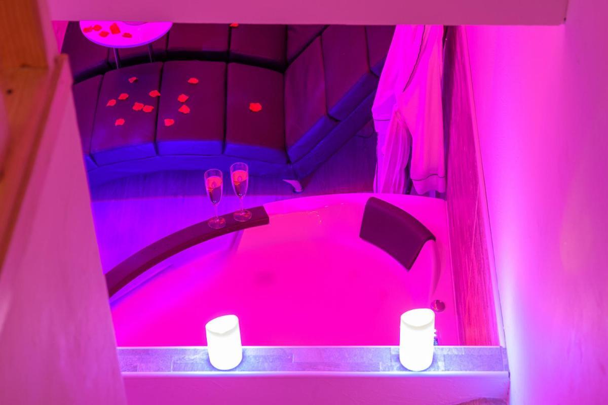 Love Room - Suite Romantique Avec Spa Privatif Le Puy-en-Velay Exterior photo